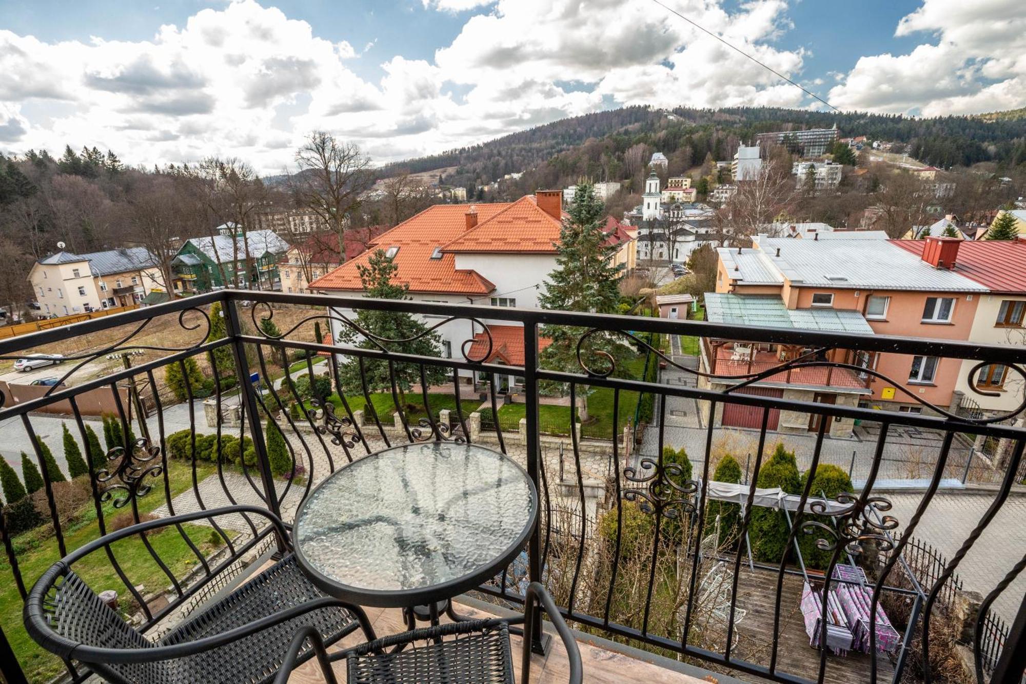 Willa Radość Krynica-Zdrój Exterior foto